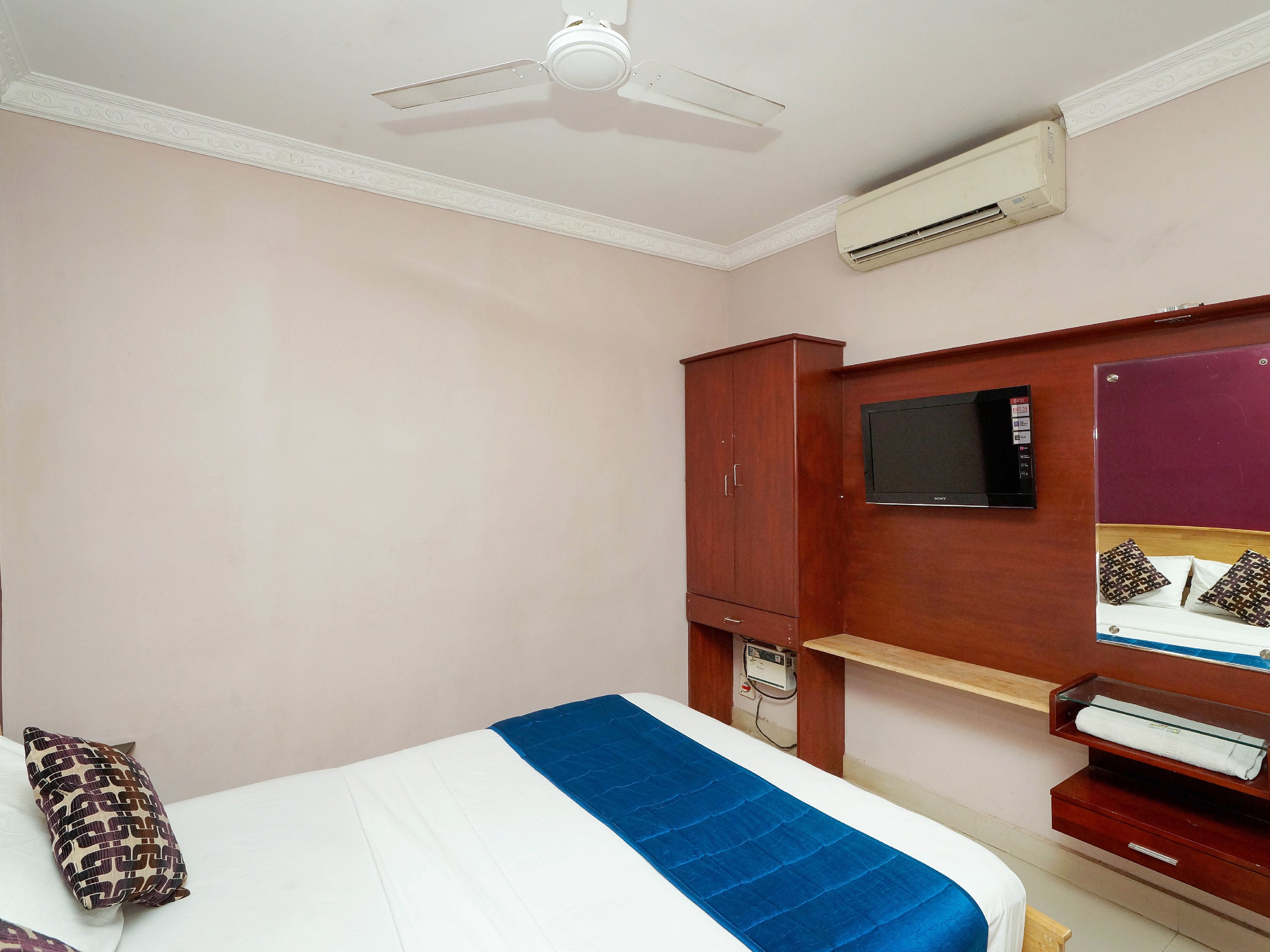 The Mount Regency near Govt Estate Metro - Tap to explore photos