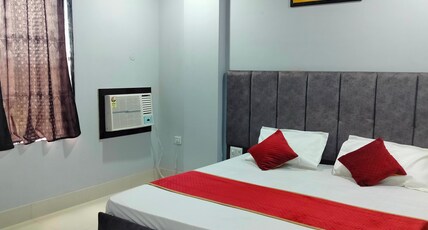 Bhrigu Dham Guest House Room Type - Double Bed AC