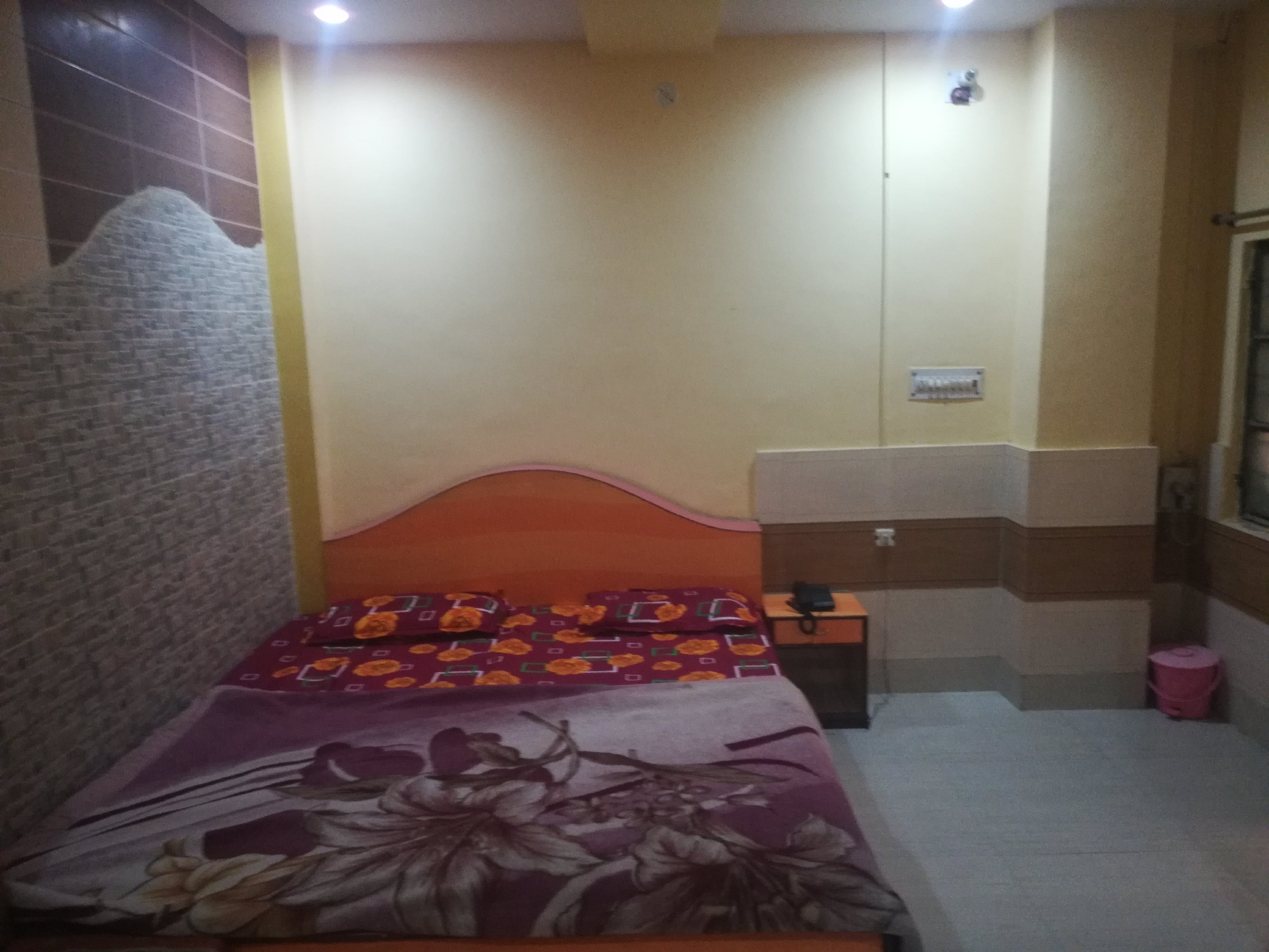 Hotel Bundelkhand Palace - Tap to explore photos