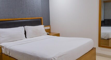 Ginger Ahmedabad, Satellite Room Type - Queen Room