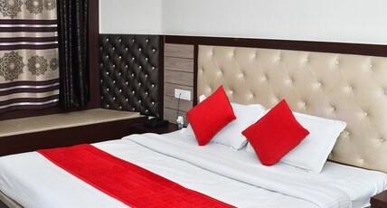 Sumanglam Hotel and Banquet Room Type - Superior Room