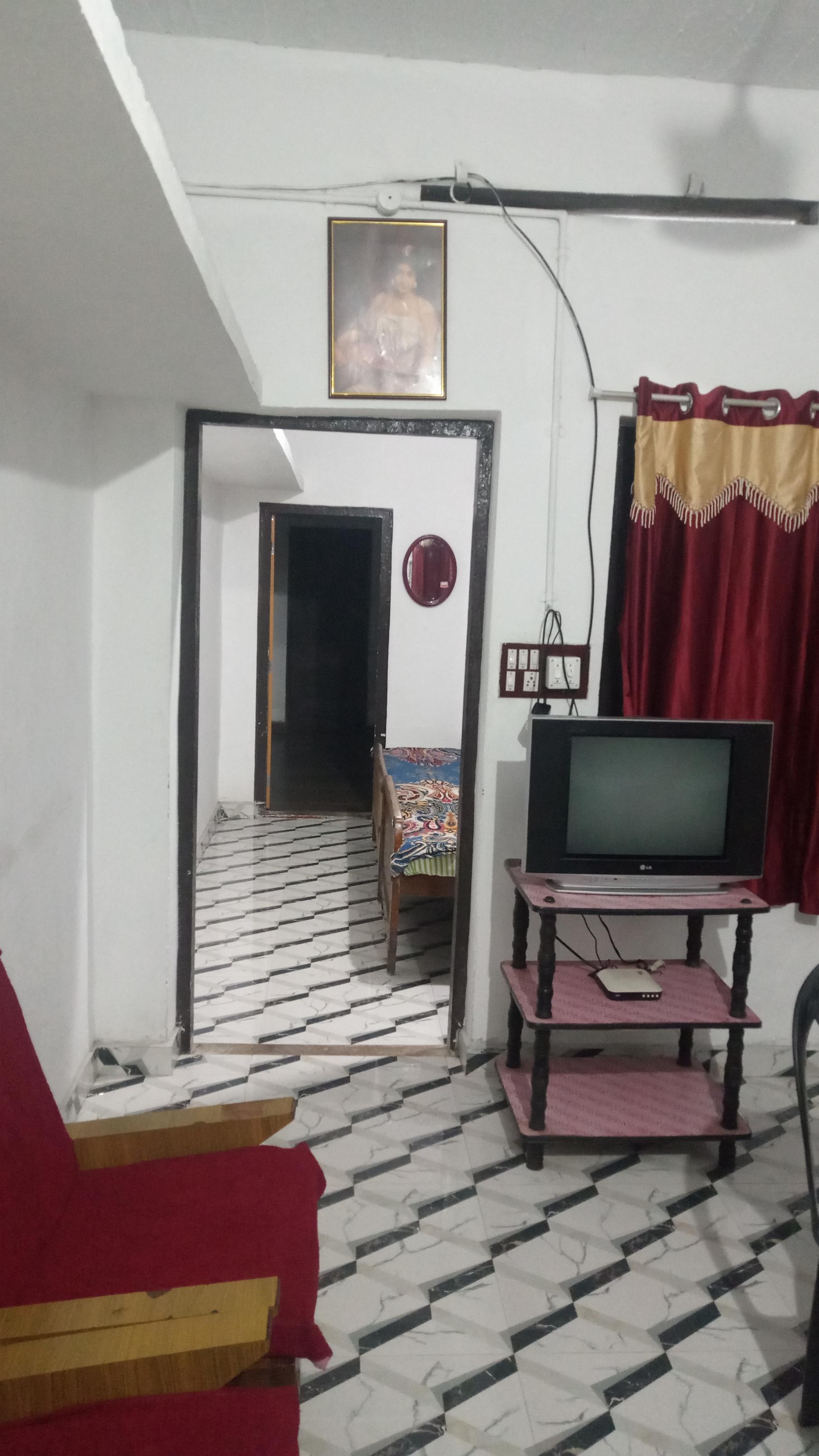 Thekkekara Budget Rooms - Tap to explore photos