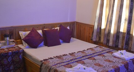 Lachung Regency Room Type - Deluxe Room Lachung Regency Room Type - Deluxe Room