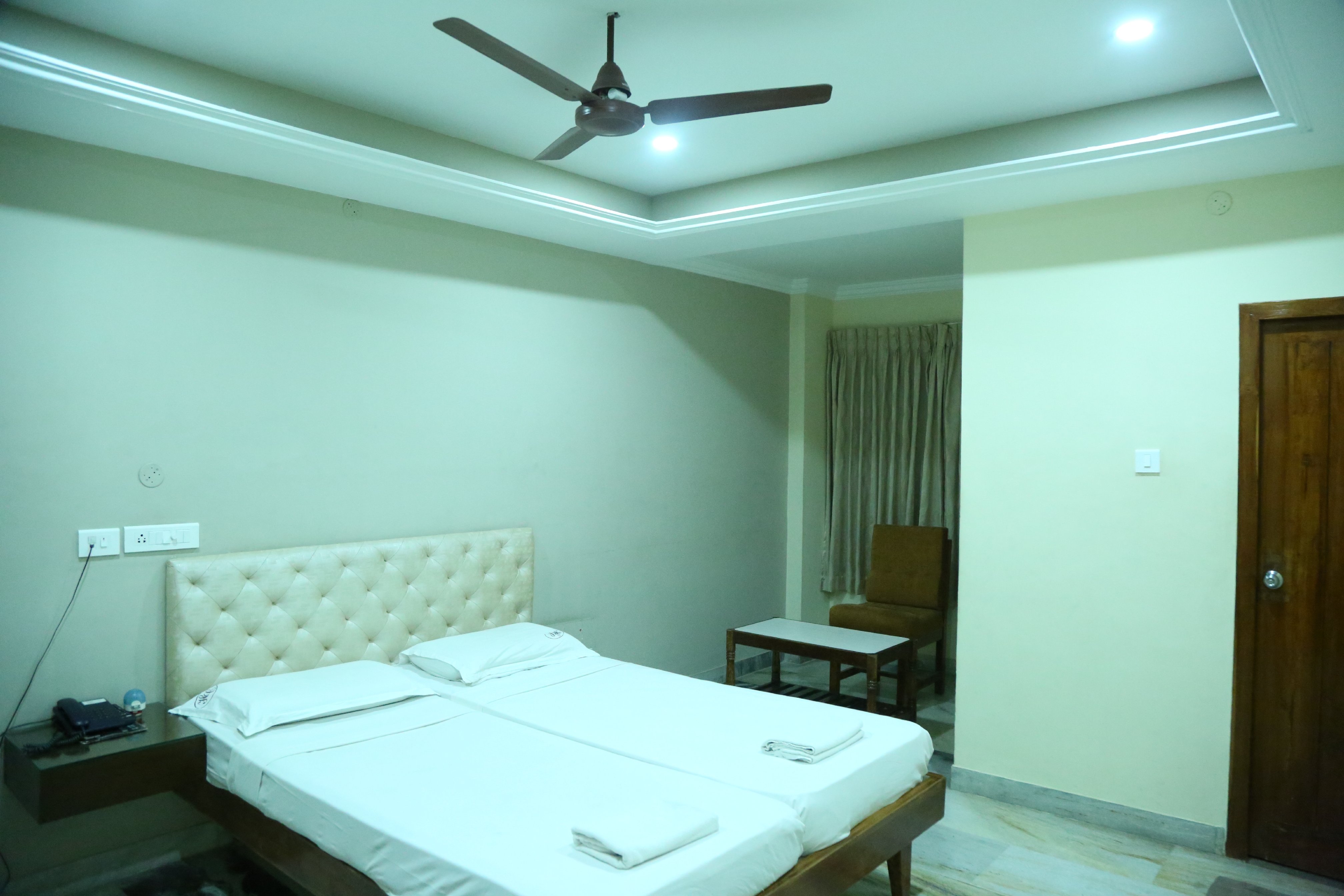 Hotel Chitra - Tap to explore photos