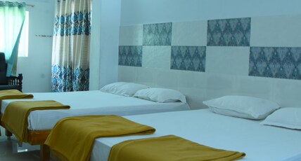 Quiet Home Room Type - Deluxe Quadruple Room AC