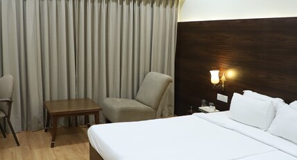 Narmada Jacksons Room Type - Grand Room