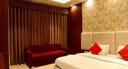 HOTEL CG INN Room Type - Suite Room