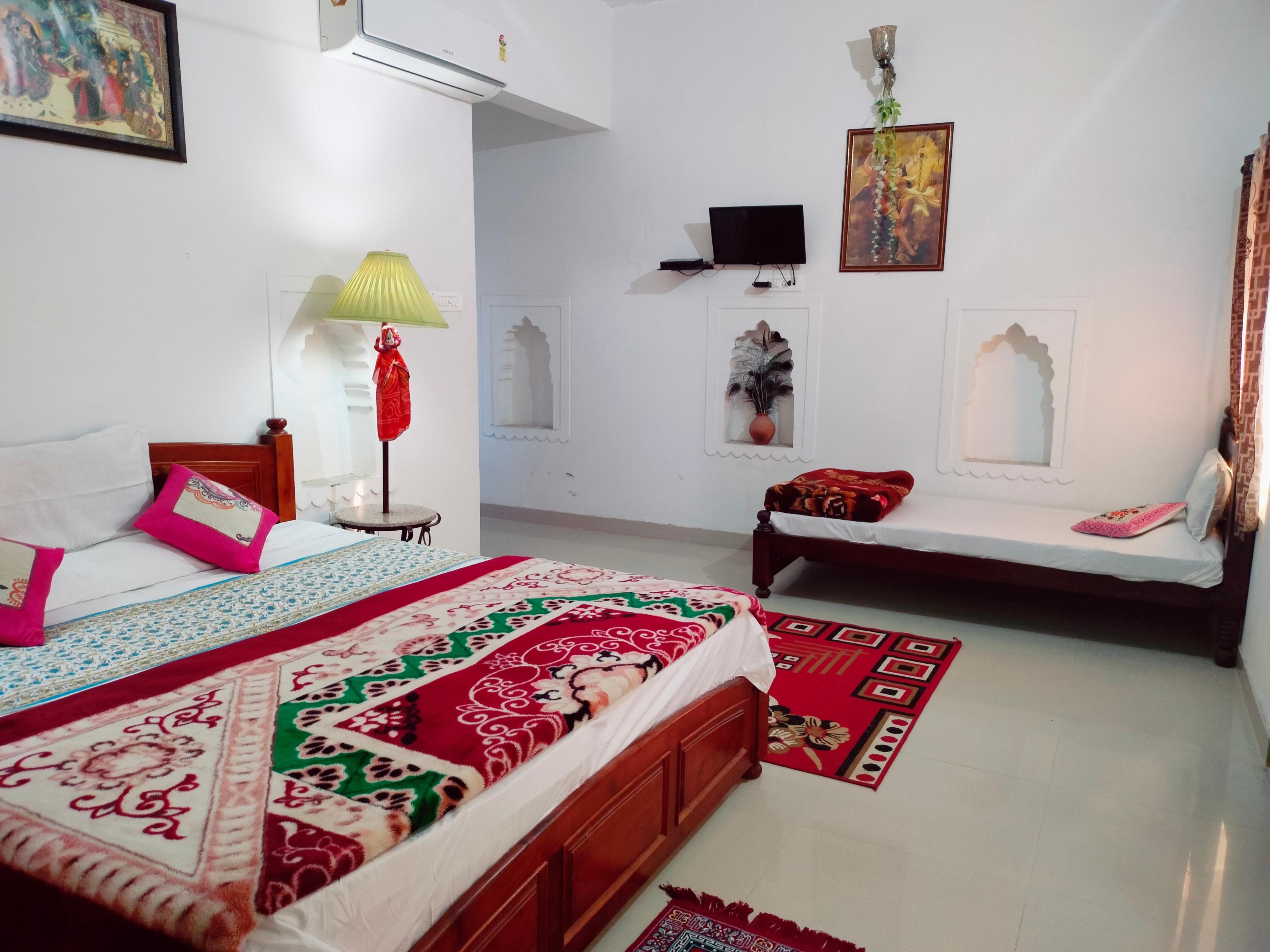 Hotel Mandawa Palace and Restaurant - Tap to explore photos