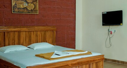   Prathamesh Resort Room Type - Deluxe Cottage