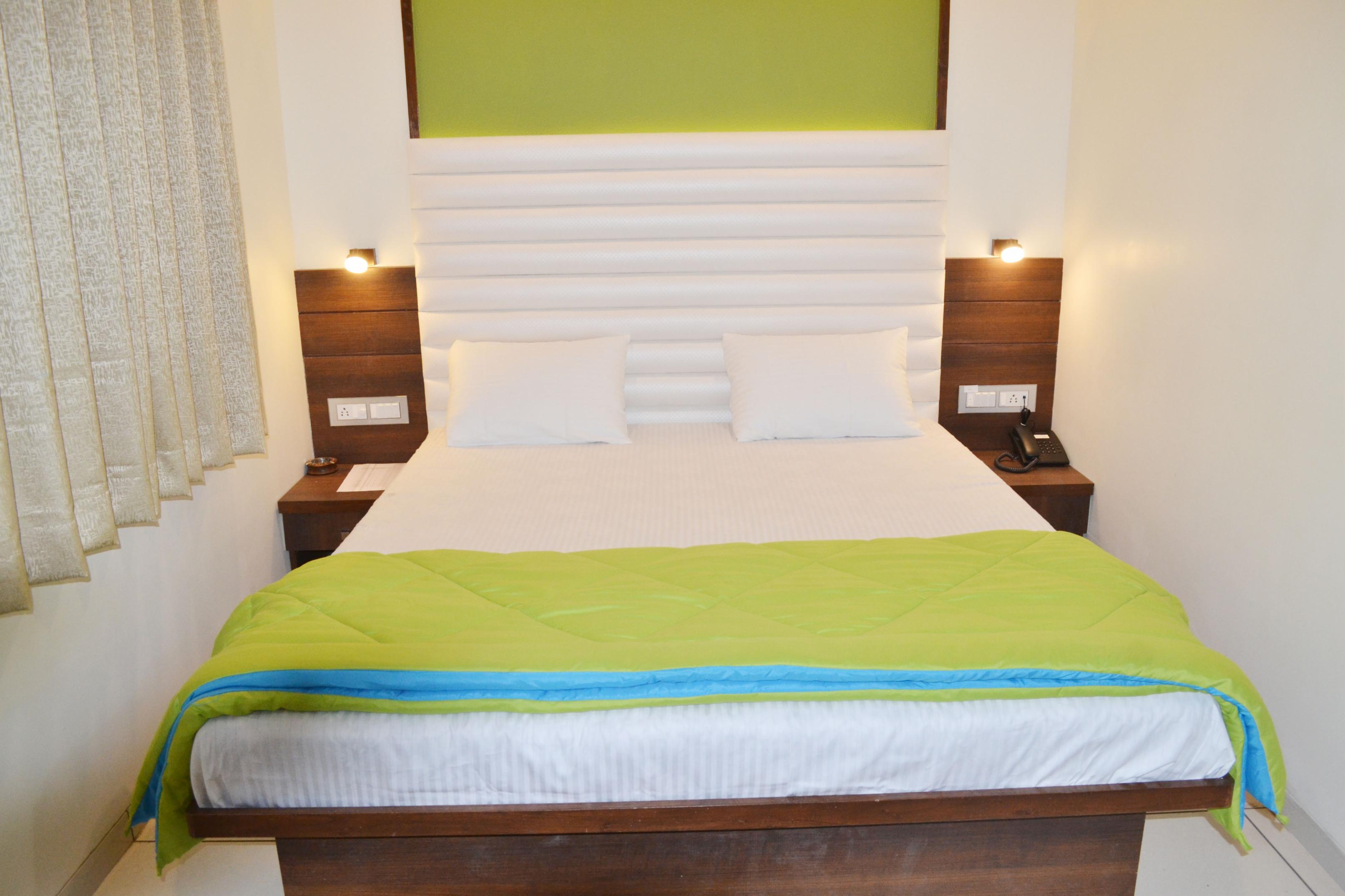 Hotel Sarvottam Changodar - Tap to explore photos