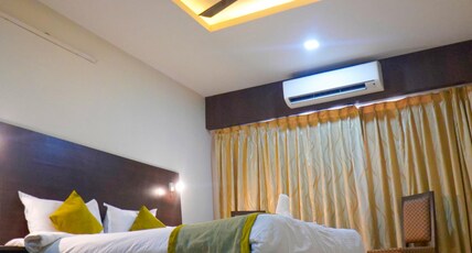 Green park Elite Room Type - Business Room-King Bed Green park Elite Room Type - Business Room-King Bed