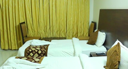Green park Elite Room Type - Corporate Room ( Twin bed) Green park Elite Room Type - Corporate Room ( Twin bed)