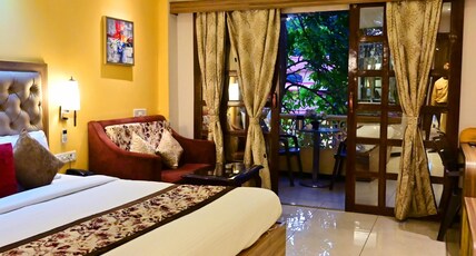 Woods inn Resort (Airport Hotel) Room Type - Courtyard Rooms Woods inn Resort (Airport Hotel) Room Type - Courtyard Rooms