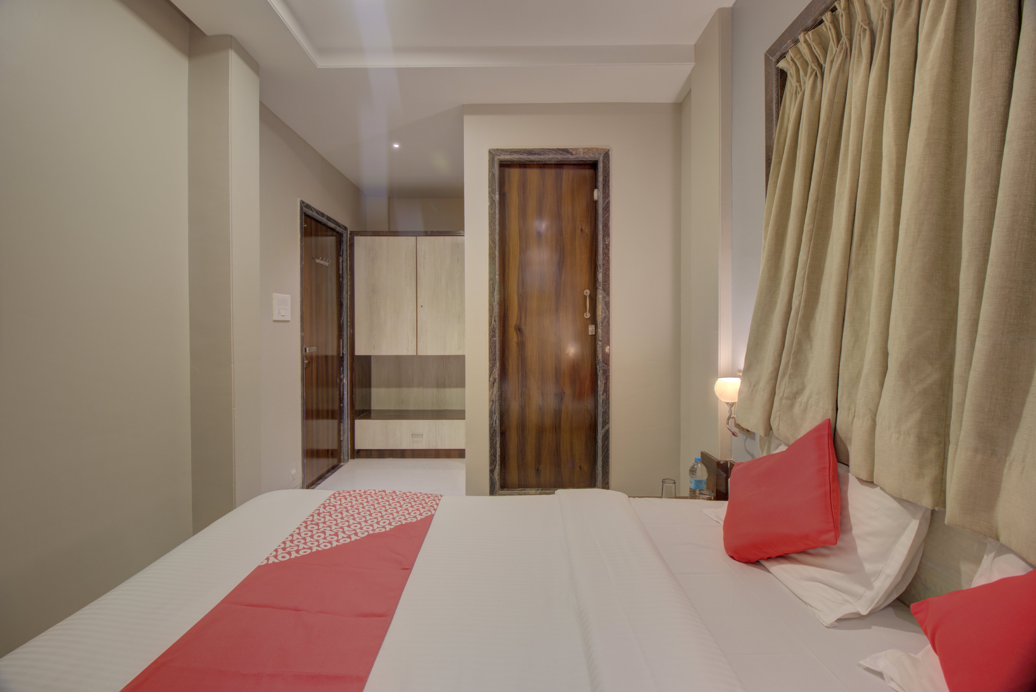 Hotel Omkar Residency - Tap to explore photos