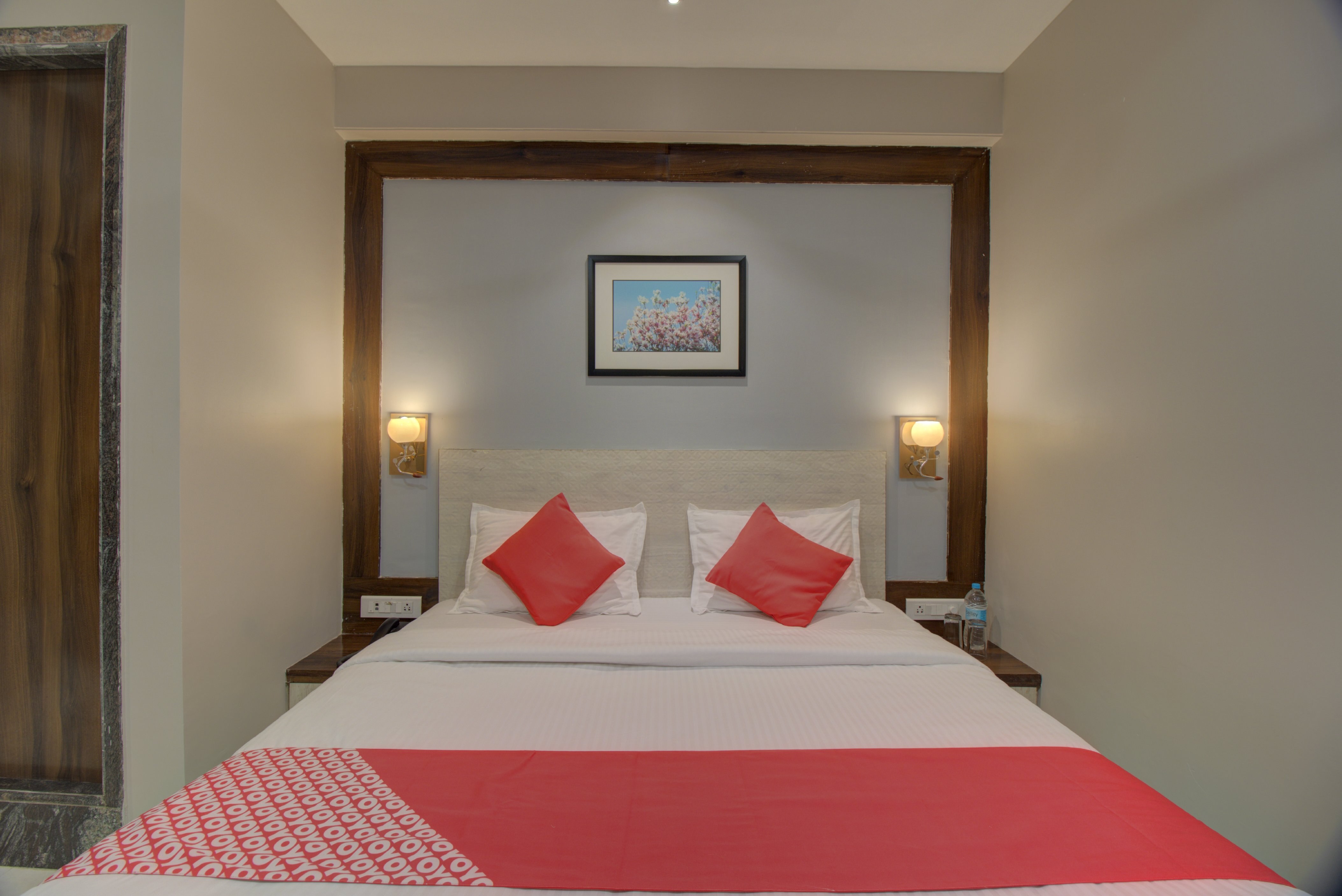 Hotel Omkar Residency - Tap to explore photos