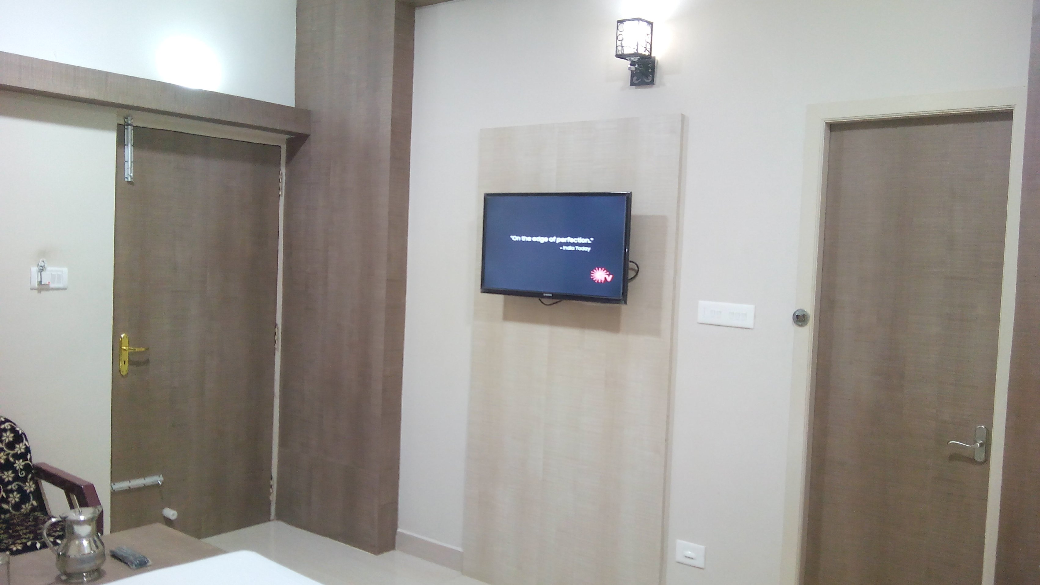 HOTEL PAARVATHY'S (P) LTD - Tap to explore photos