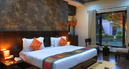 Jungle Vilas Room Type - Luxury Cottage with Bath Tub and Open to Sky Shower Jungle Vilas Room Type - Luxury Cottage with Bath Tub and Open to Sky Shower