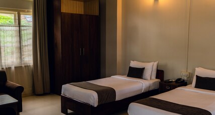 HOTEL ARIEL Room Type - Twin Bed
