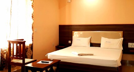 Hotel Meyyappaa Room Type - NON AC DOUBLE BED