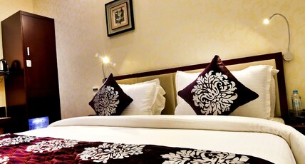 Kama International Room Type - Executive King / Twin Bed Room