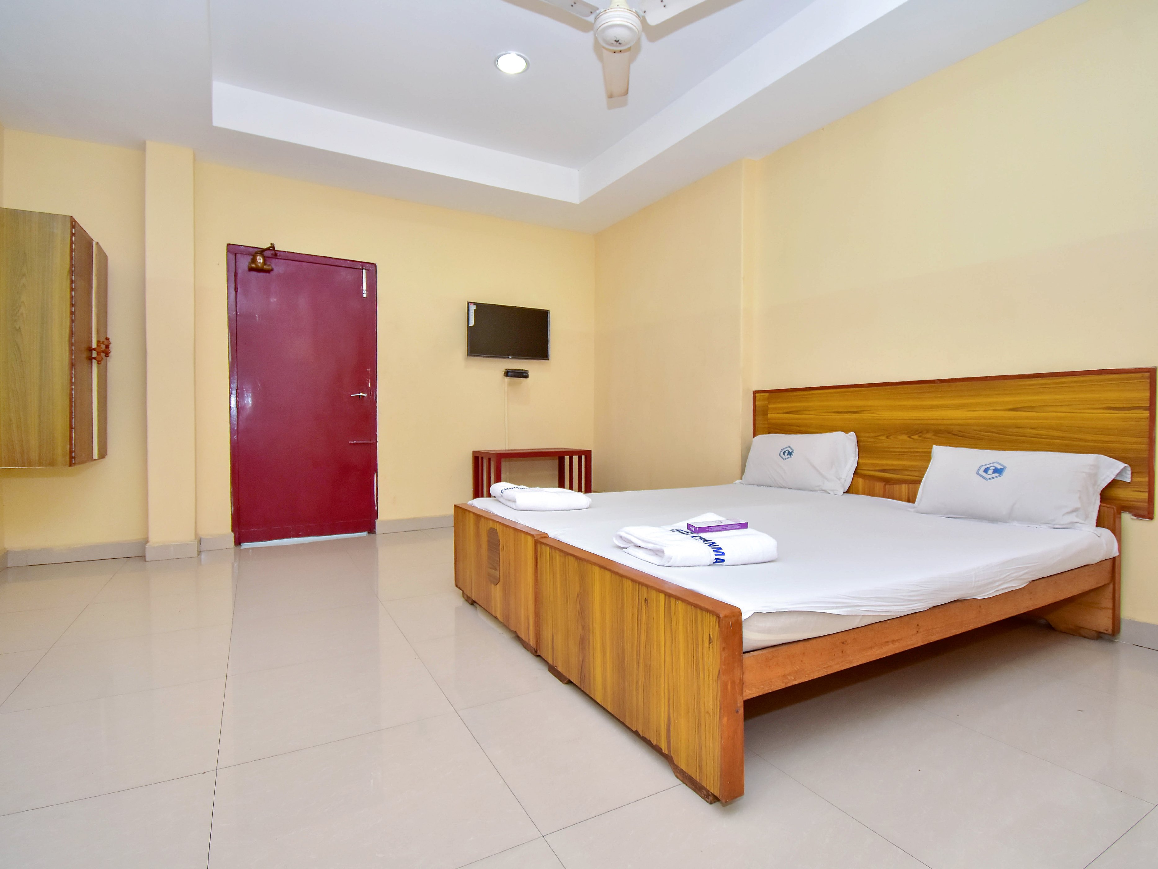 Hotel Chanma International - Tap to explore photos