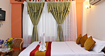 Hotel Pleasure Home Kathmandu Room Type - Deluxe Double Room Hotel Pleasure Home Kathmandu Room Type - Deluxe Double Room