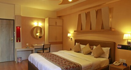 Hotel Moonlight Room Type - Deluxe Double Room with Early Check-In, 20% off on Spa & One-Way Free Airport Transfer