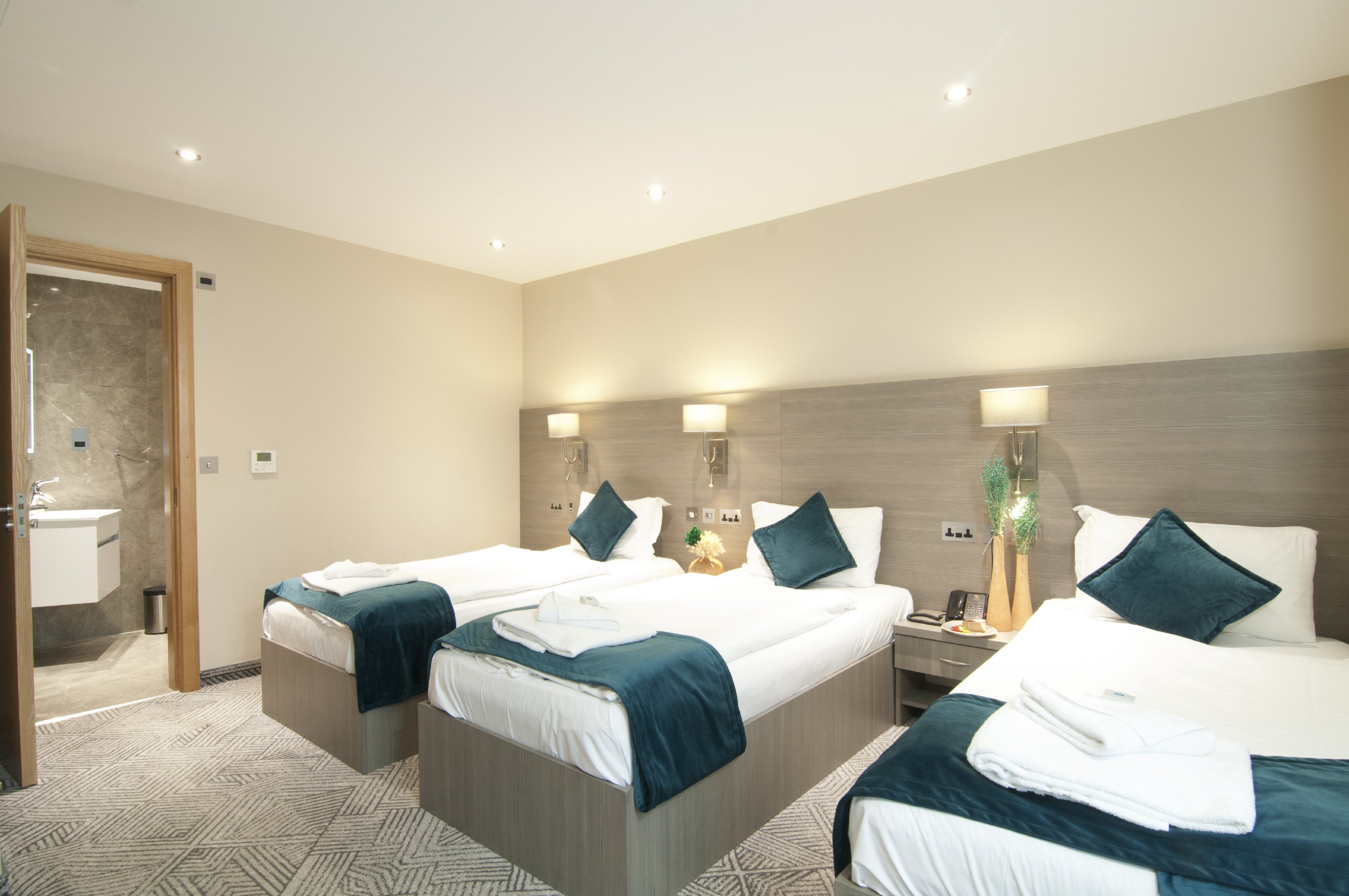 The Lion & Key Hotel Room Type - Triple Room