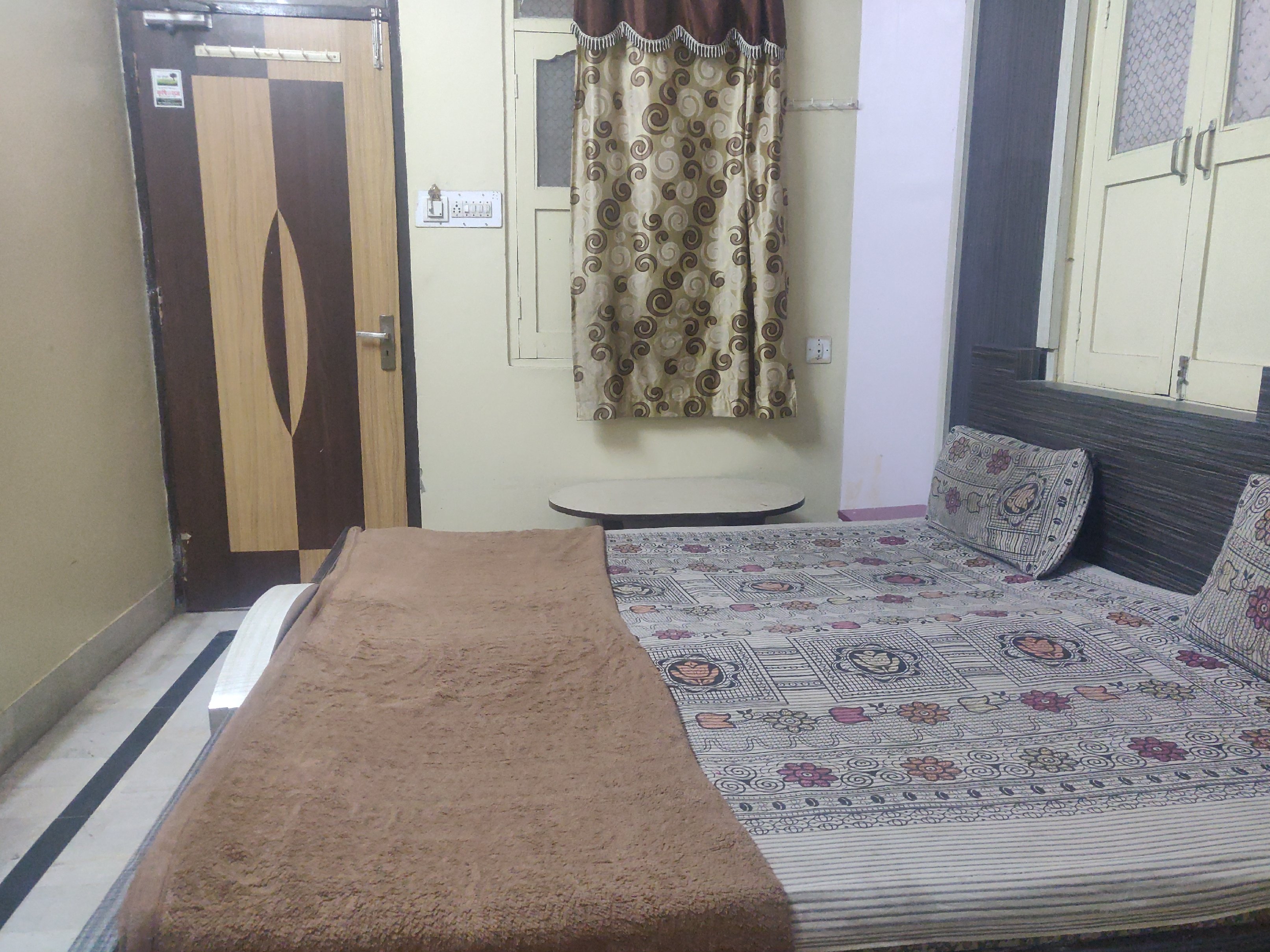 Hotel Prakash Room Type - Standard Non A/C