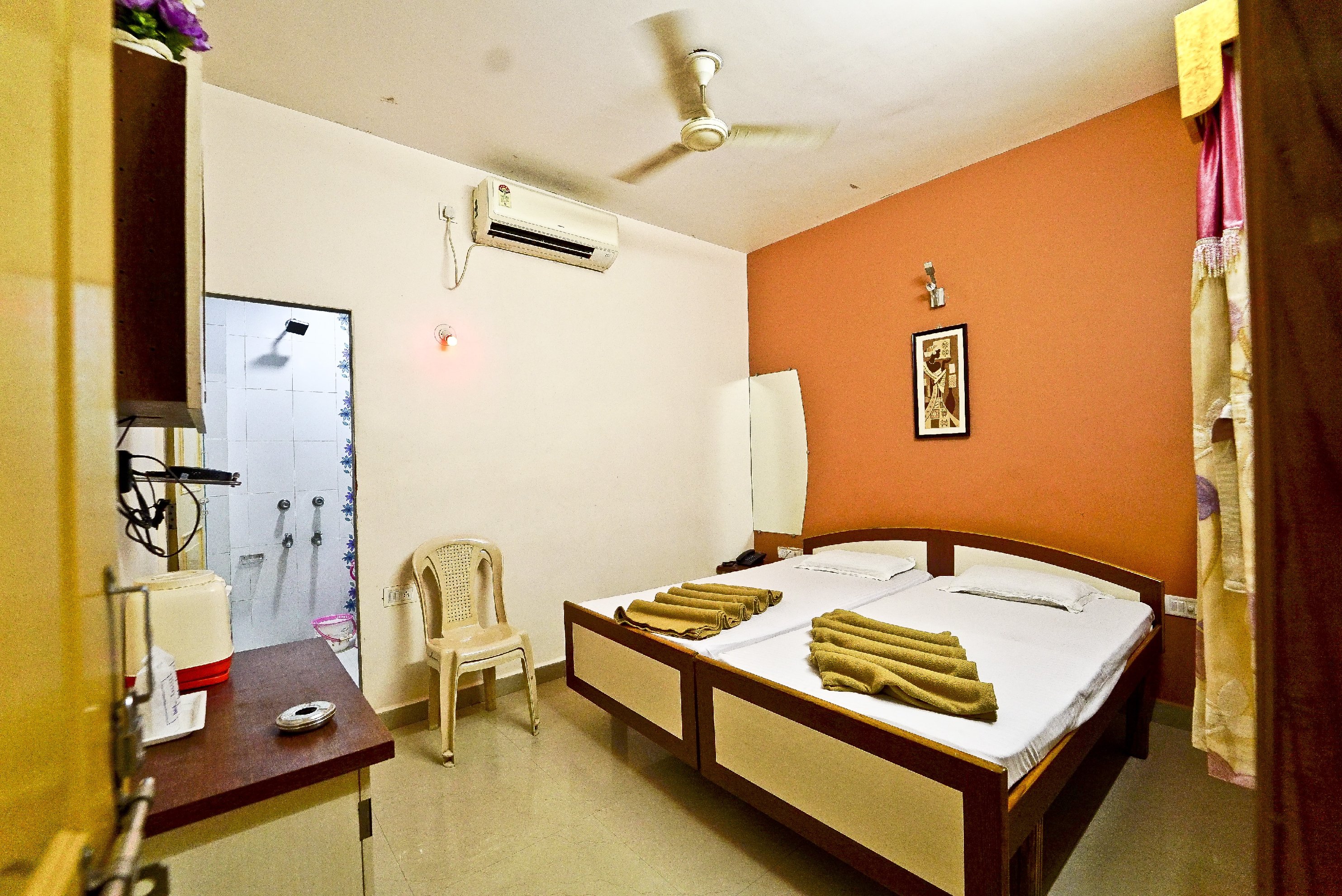 Hotel Royal Room Type - Double Bed AC Duluxe