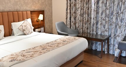 Hotel Dipali Room Type - Suite Room Regency