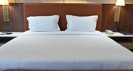 Hotel Dipali Room Type - Super Deluxe Room in Regency