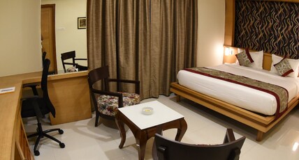 Hotel Grand Rajputana Room Type - Rajputana Deluxe King Bed (at Railway Station)