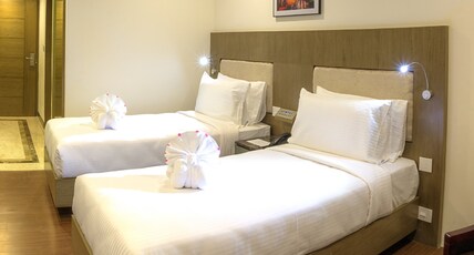 Hotel Benzz Park Vellore Room Type - Deluxe Twin Room