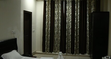 Hotel GopiRaj Room Type - Semi Deluxe  A.C Room