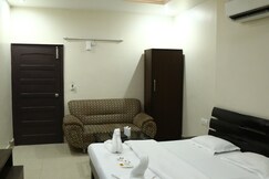 Hotel GopiRaj