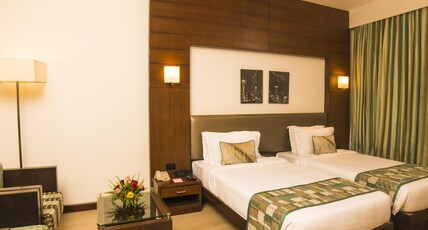 M INN Room Type - Superior King