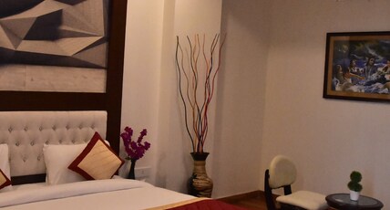 Ishanika Hotel Room Type - Executive Room (Outside food and Visitor not allowed in room)