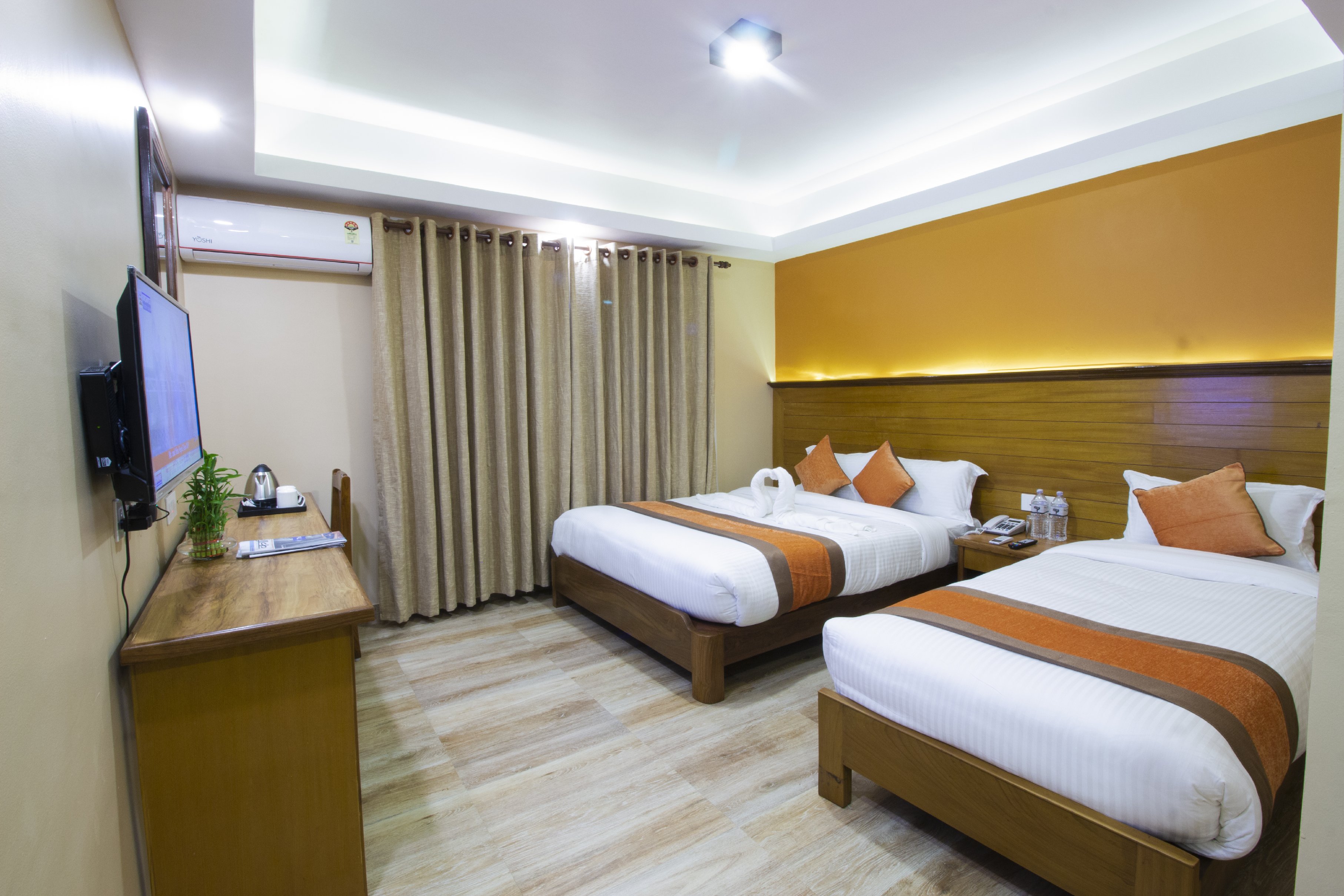 Hotel Lake Star Room Type - Deluxe Double Or Twin Room With Private Balcony
