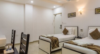 V Royal Park Room Type - Royal Executive Room
