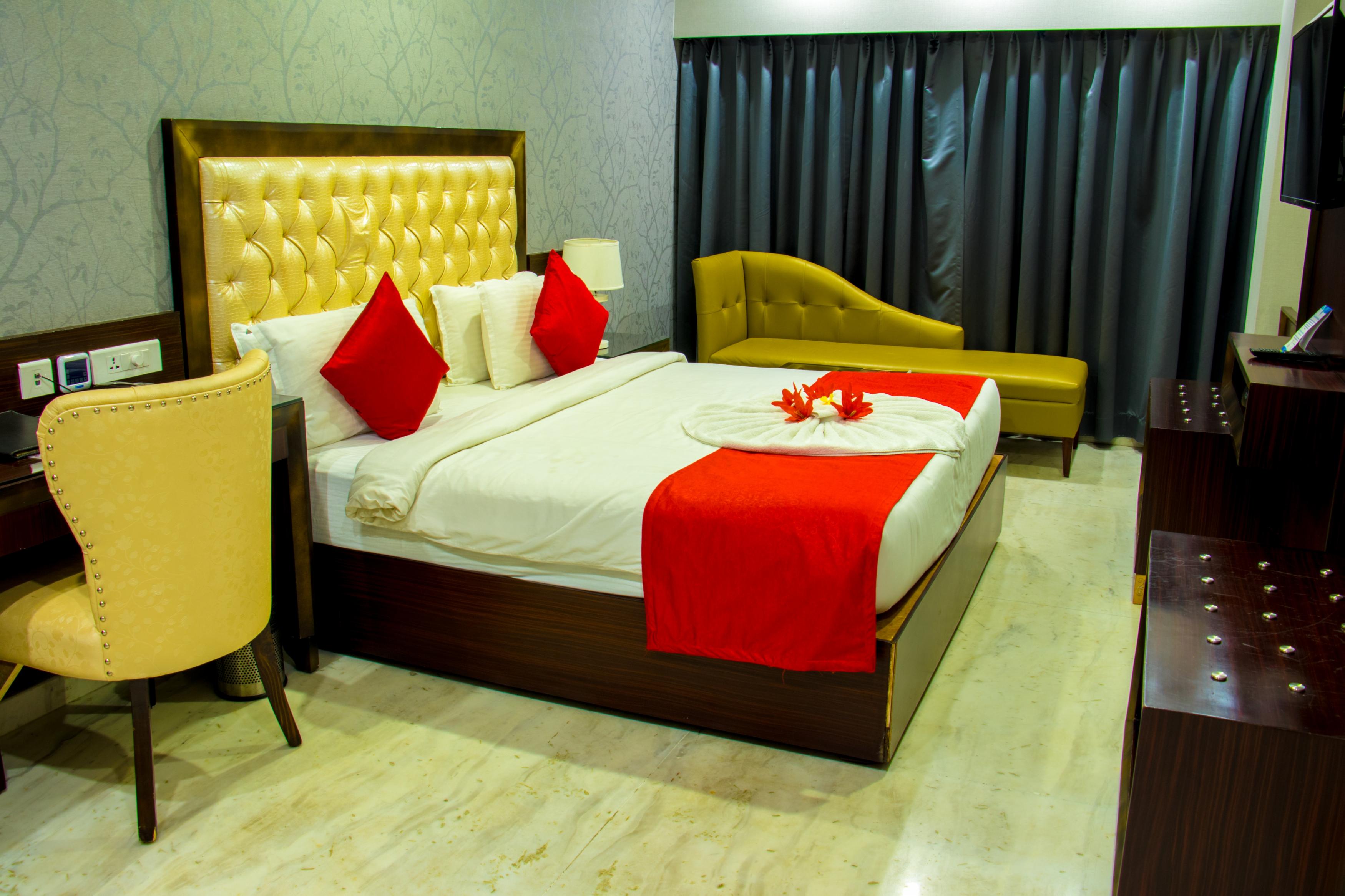 Hotel The Grand SIBA - Tap to explore photos