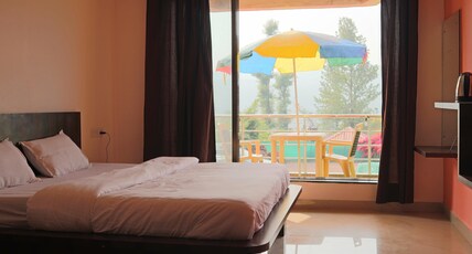 Shalini Excellency Room Type - Super Deluxe with Bathtub
