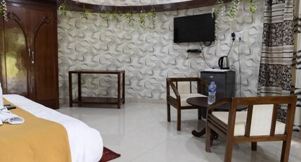 Vrindavan Gopala Resort Room Type - Suite Cottage
