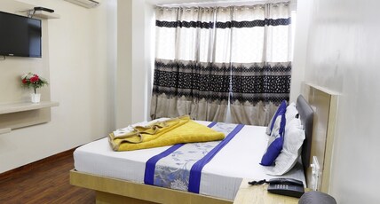 Hotel Le Mem Room Type - Deluxe AC Double Room