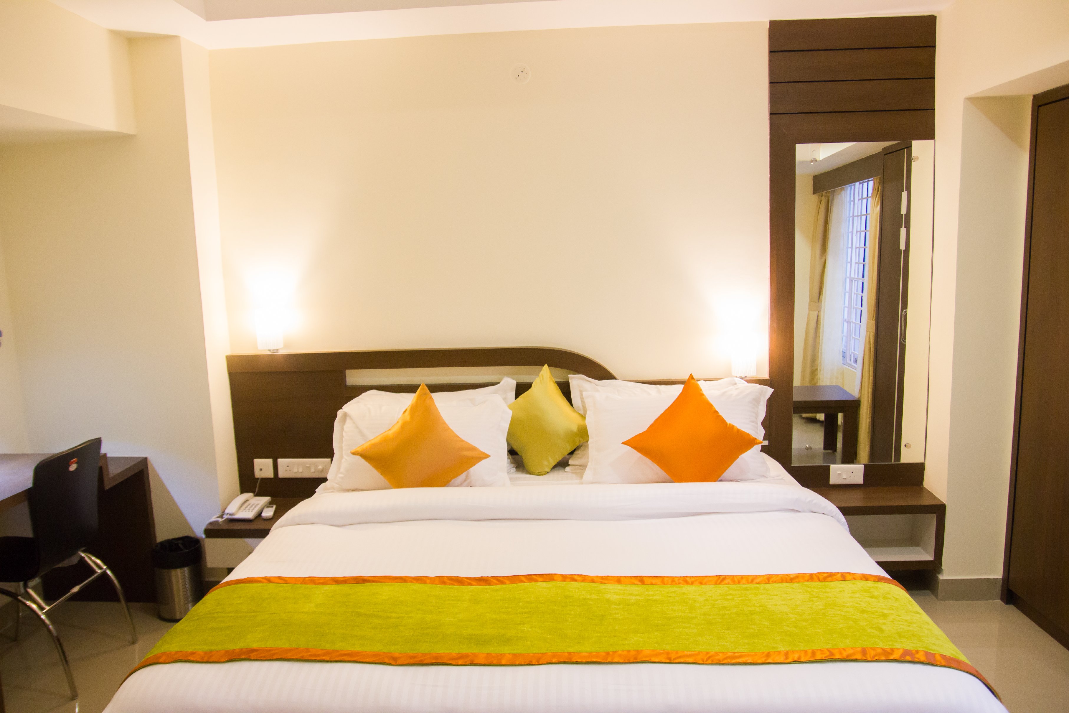 PARK RIVIERA Room Type - Deluxe Room