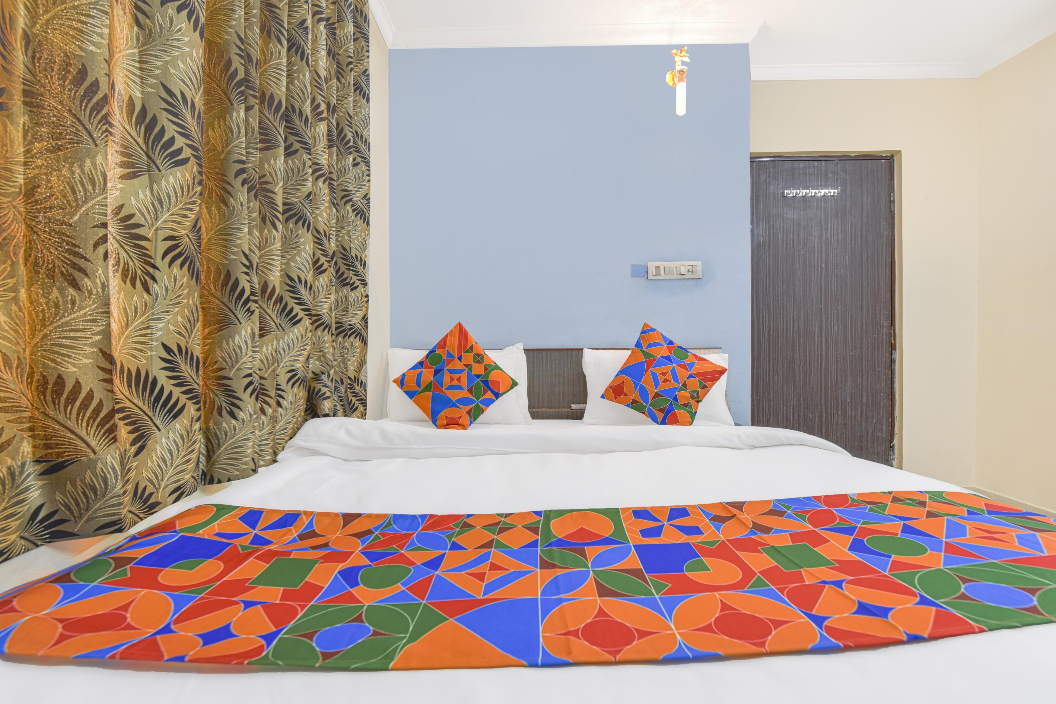 Spark Hotel & Restaurant - Tap to explore photos