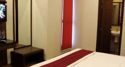 Hotel Dasaprakash Room Type - Deluxe Room