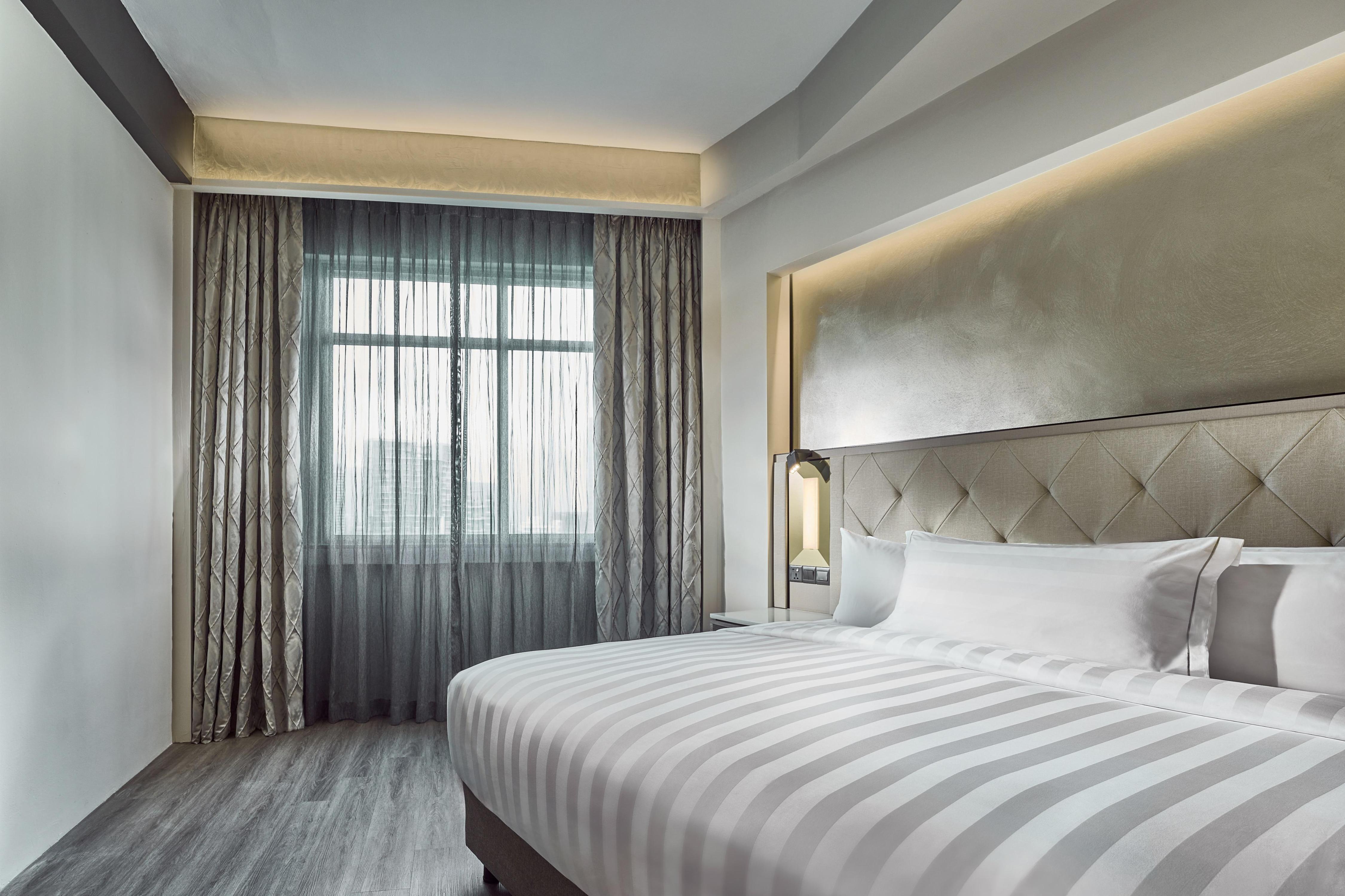 Novotel Singapore on Kitchener - Tap to explore photos