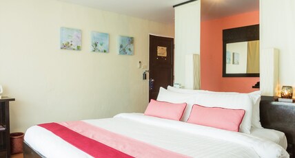 Vacation Village Phra Nang Inn Room Type - Beach View Premier
