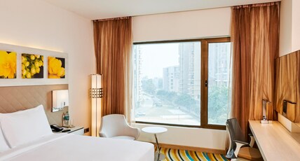 Hilton Garden Inn Lucknow Room Type - King Guest Room